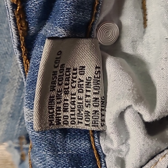 GIRL'S TRACTR SHORTS - Picture 4 of 5